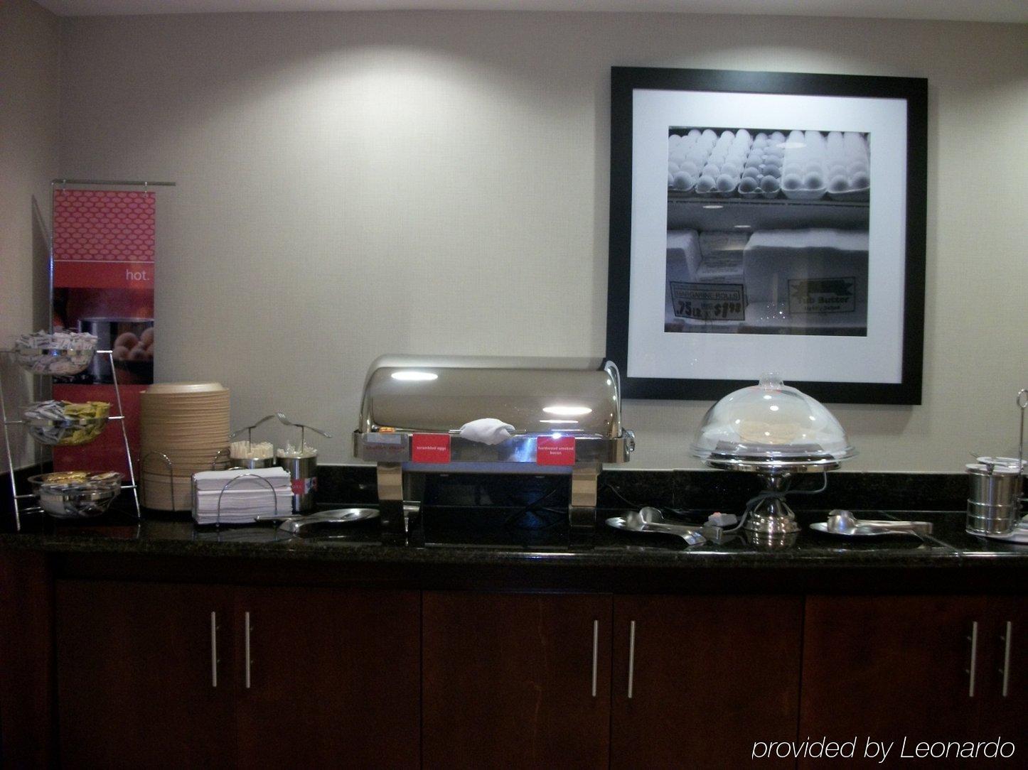 Hampton Inn Алпайн Ресторан фото